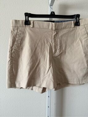 Banan Republic Women’s Khaki Cotton Shorts - Neutral Beige